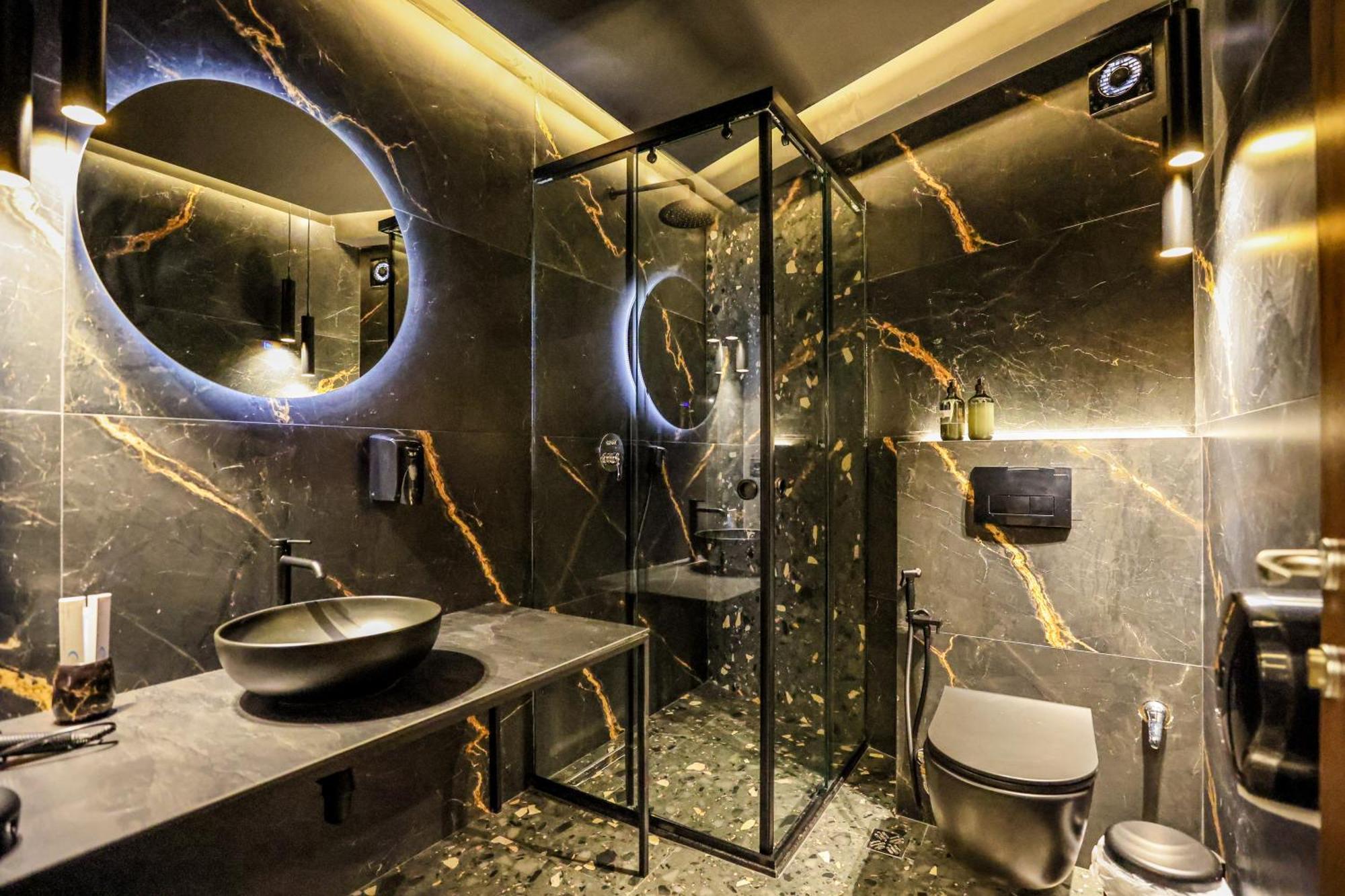 Unique Luxury