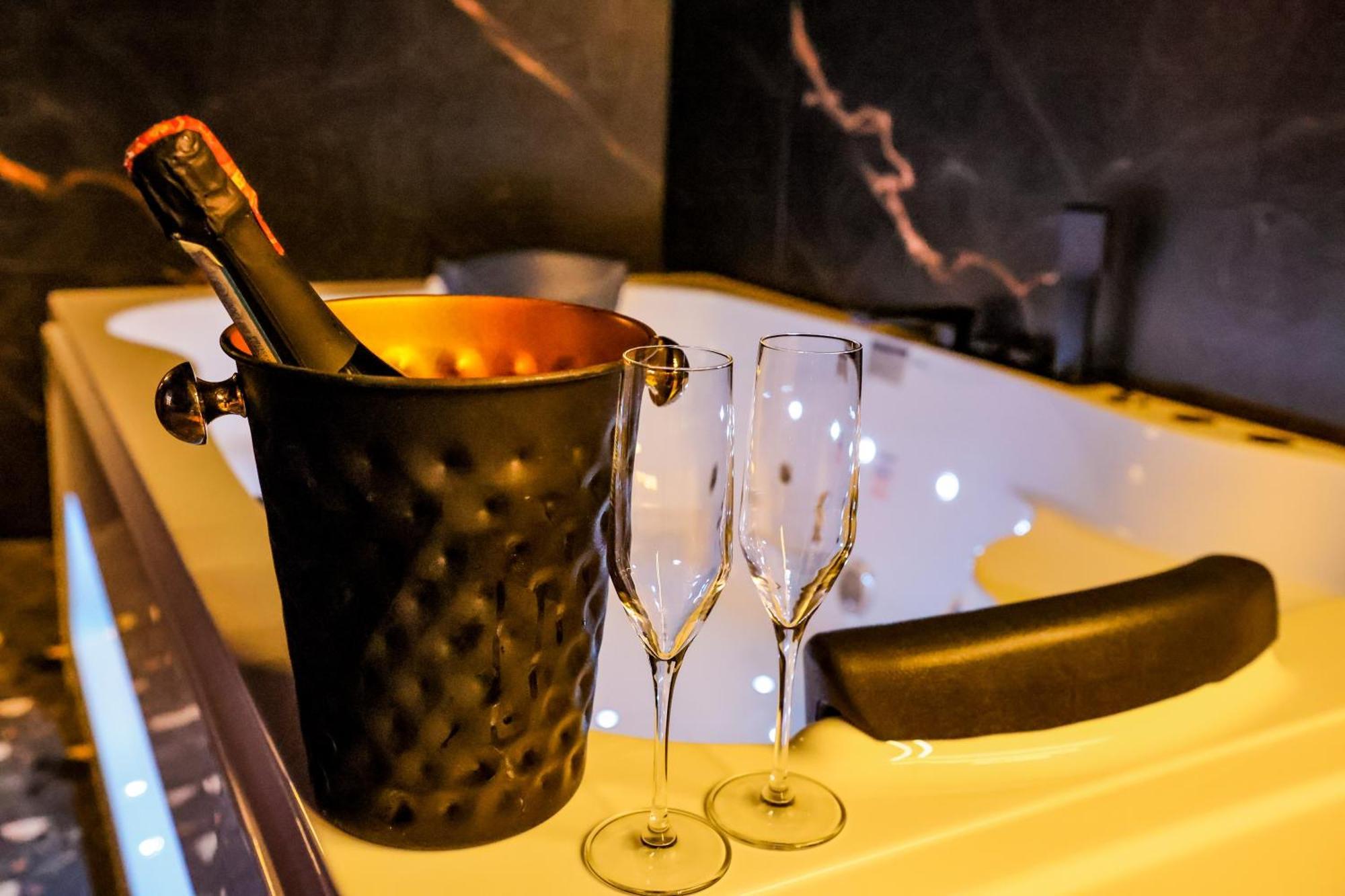 Hotel Unique Luxury 5*