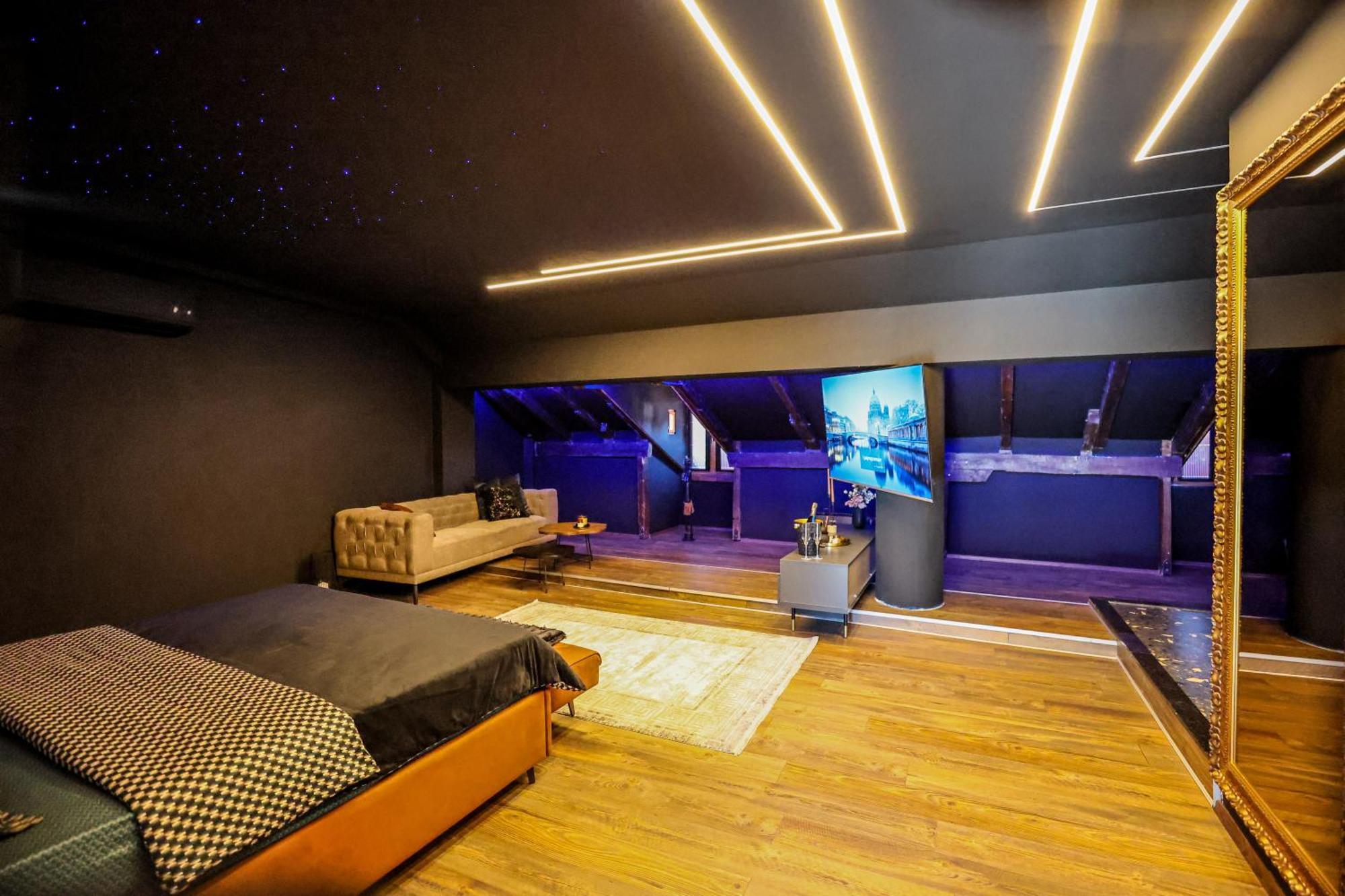 Unique Luxury Hotel 5*
